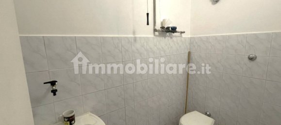 2-Zimmer Gewerbliche Immobilie in Rome, Italy, Nr. 22115 8