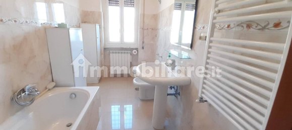 2-salle Bâtiment à Segni, Italy No. 135894 4