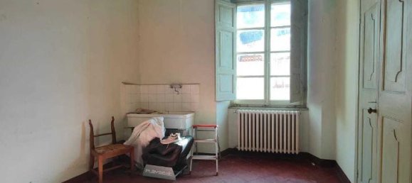 6-salle Appartement à Bagnone, Italy No. 234166 4