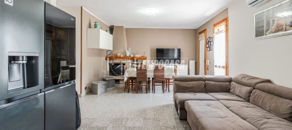 5 bedrooms House in Vignola, Italy No. 346652 8