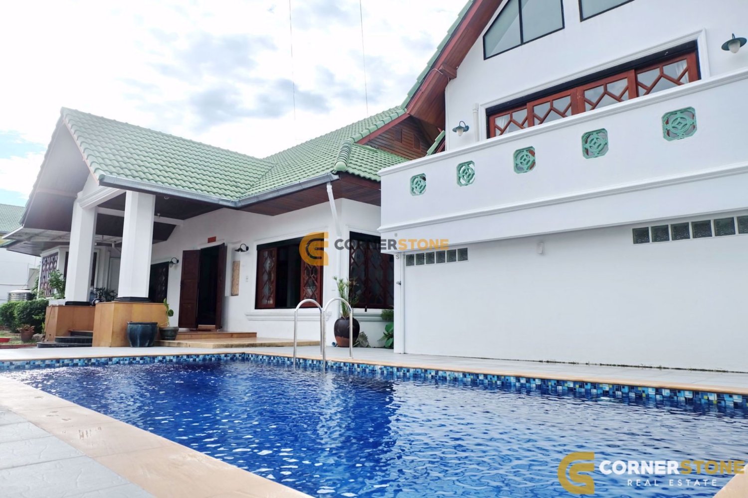 5 bedrooms Cafe / restaurant in Pattaya, Thailand No. 19567