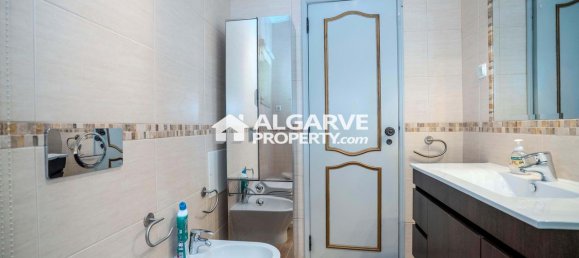 4 غرف نوم فيلا في Quarteira, Portugal رقم 100468 23