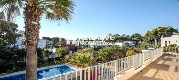 4 غرف نوم فيلا في Quarteira, Portugal رقم 100468 43