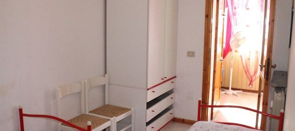 3 Schlafzimmer Haus in Comacchio, Italy, Nr. 374874 19