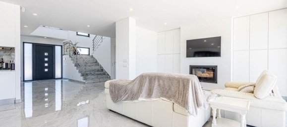 3 bedrooms House in Caldas da Rainha, Portugal No. 212582 8