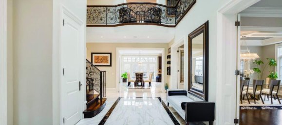 5 bedrooms House in Mississauga, Canada No. 916 10