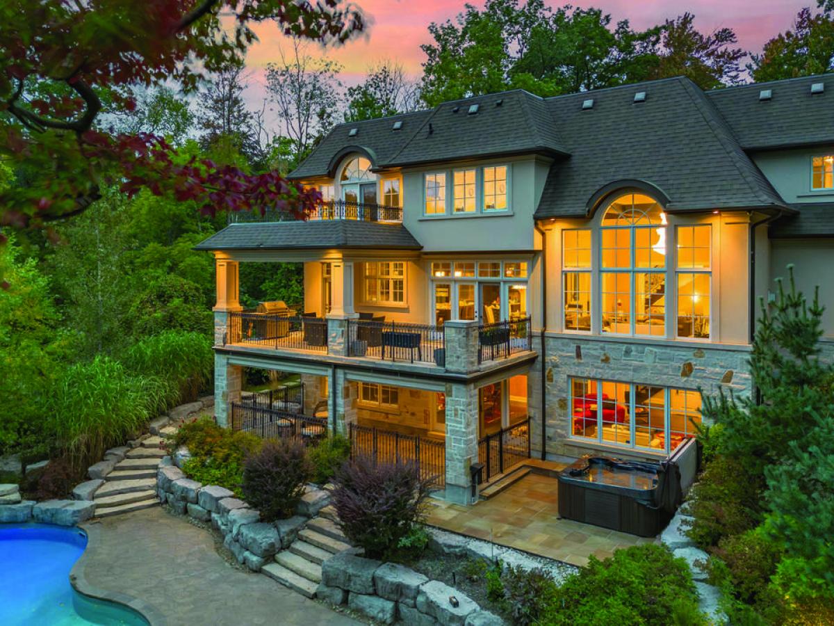 5 bedrooms House in Mississauga, Canada No. 916