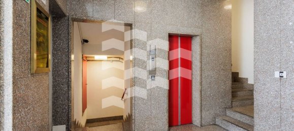 23 rooms Apartment in Milan, Italy No. 244425 16