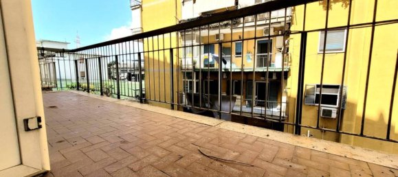 Apartamento de 2 dormitorios en Casoria, Italy No. 254611 7