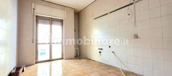 Apartamento de 2 dormitorios en Casoria, Italy No. 254611 5