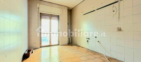 Apartamento de 2 dormitorios en Casoria, Italy No. 254611 6