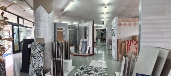 1210m² Warehouse in Marcianise, Italy No. 301092 3