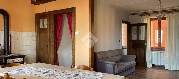 4 bedrooms House in Camandona, Italy No. 52653 17