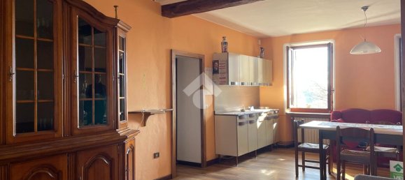 4 bedrooms House in Camandona, Italy No. 52653 3