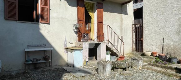 4 bedrooms House in Camandona, Italy No. 52653 25