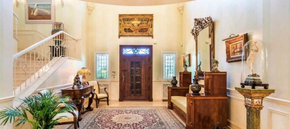 7 bedrooms Villa in Marbella, Spain No. 71838 14