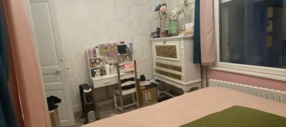 4 bedrooms House in Paris, France No. 51192 6