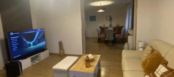 4 bedrooms House in Paris, France No. 51192 9