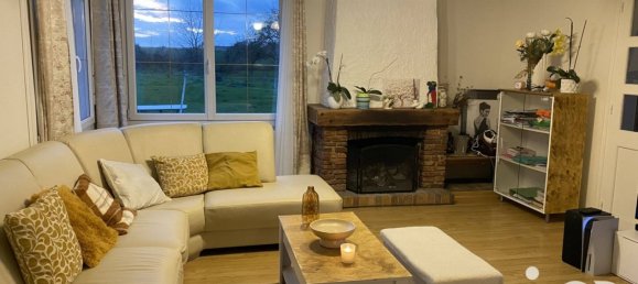 4 bedrooms House in Paris, France No. 51192 7