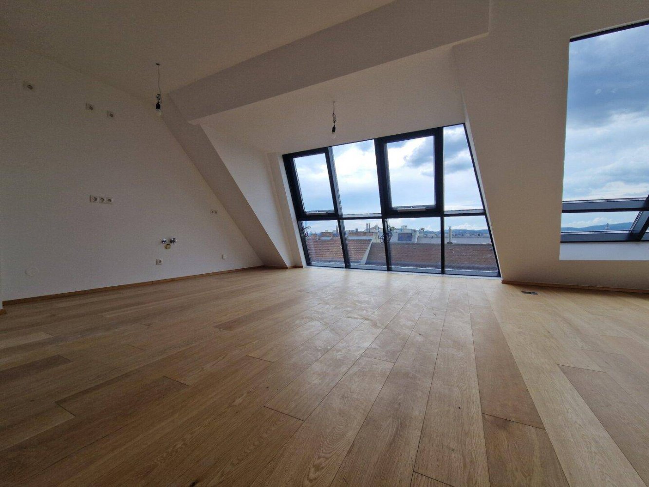 5غرفة منزل ذو طابقين في Leopoldstadt, Austria رقم 219085