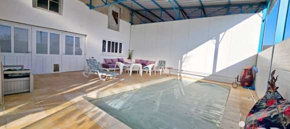 Casa de 7 habitaciónes en Chateauroux, France No. 323155 10