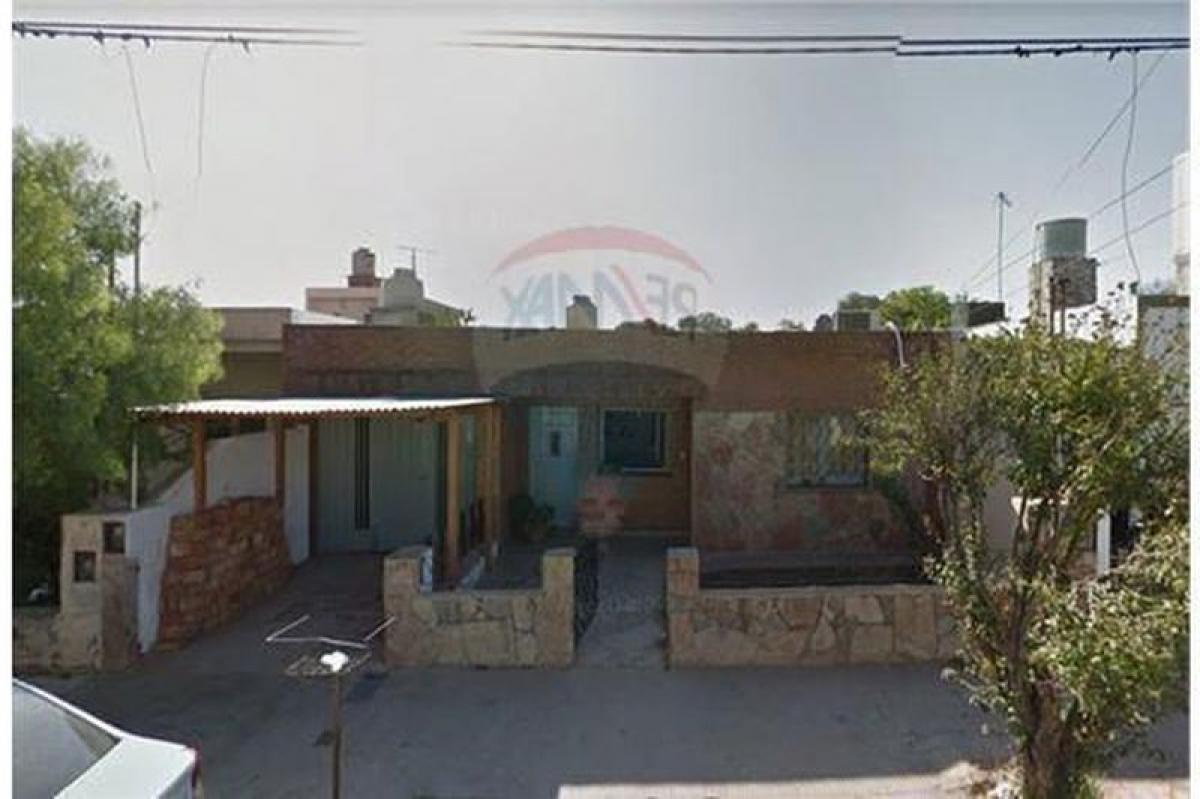 3 bedrooms House in Cordoba, Argentina No. 8685