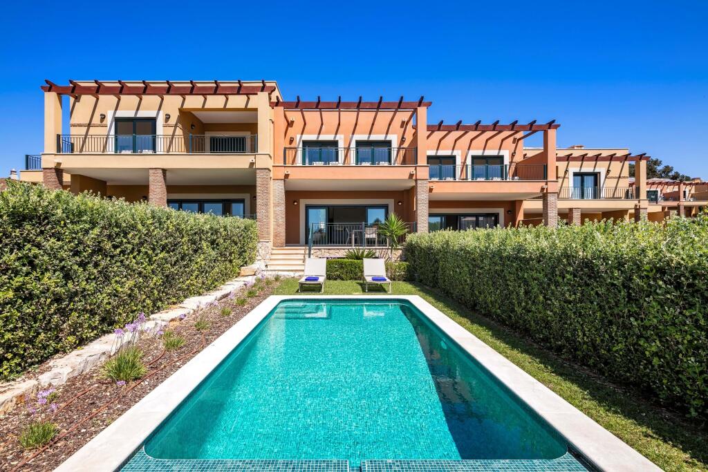 2 bedrooms Villa in Lagoa, Portugal No. 97041