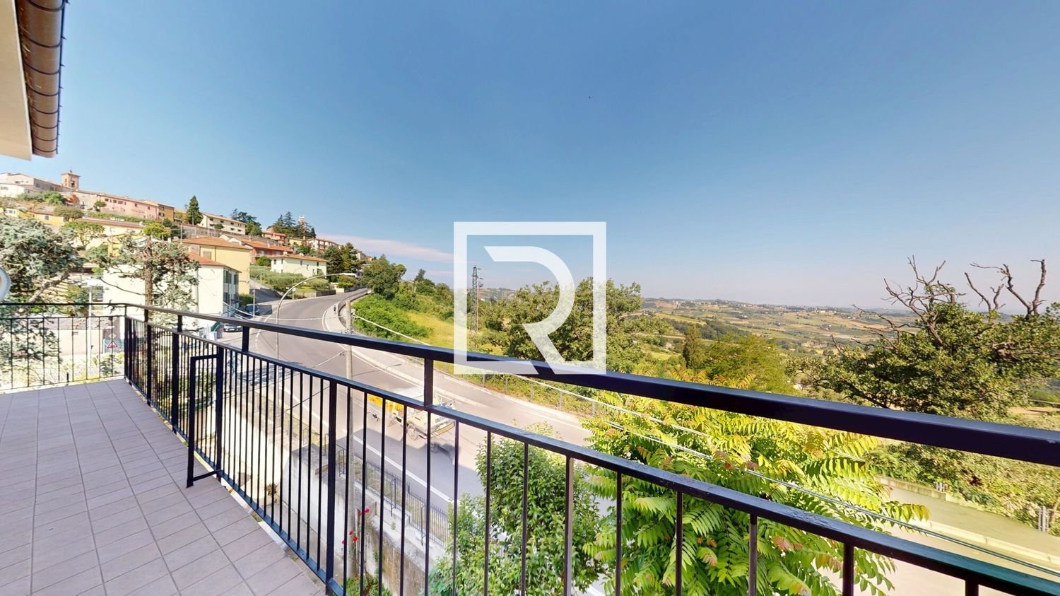 3 Schlafzimmer Wohnung in Roncofreddo, Italy, Nr. 376800