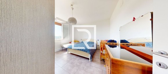 3 Schlafzimmer Wohnung in Roncofreddo, Italy, Nr. 376800 8