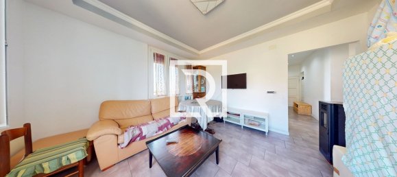 3 Schlafzimmer Wohnung in Roncofreddo, Italy, Nr. 376800 6