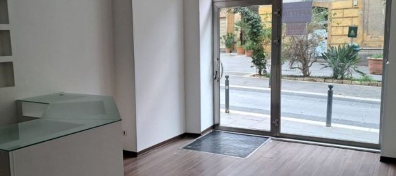 Gewerbliche Immobilie in Caltanissetta, Italy 52m², Nr. 141742 3