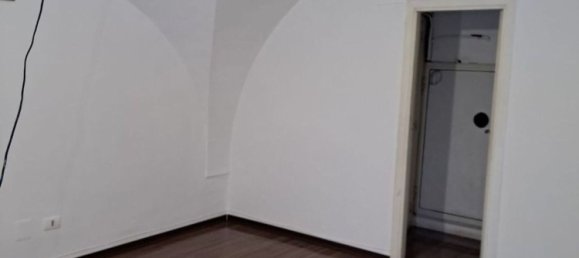 Gewerbliche Immobilie in Caltanissetta, Italy 52m², Nr. 141742 2