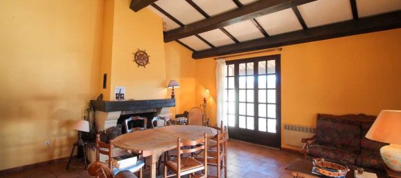 4 غرف نوم فيلا في Revest-du-Bion, France رقم 202403 2