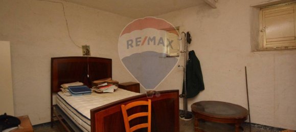 4 bedrooms House in Magliolo, Italy No. 36929 27