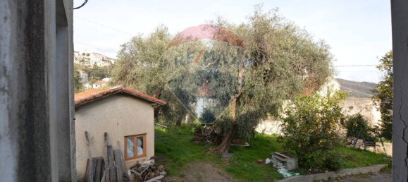 4 bedrooms House in Magliolo, Italy No. 36929 38