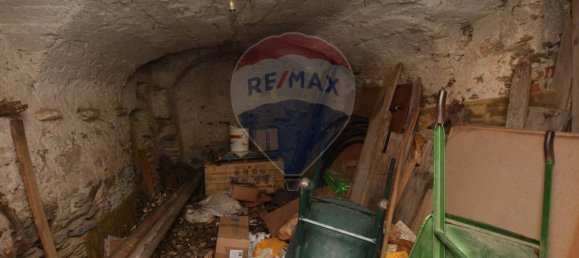 4 bedrooms House in Magliolo, Italy No. 36929 8