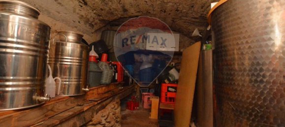 4 bedrooms House in Magliolo, Italy No. 36929 11