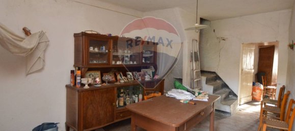 4 bedrooms House in Magliolo, Italy No. 36929 26