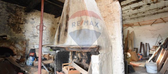 4 bedrooms House in Magliolo, Italy No. 36929 24