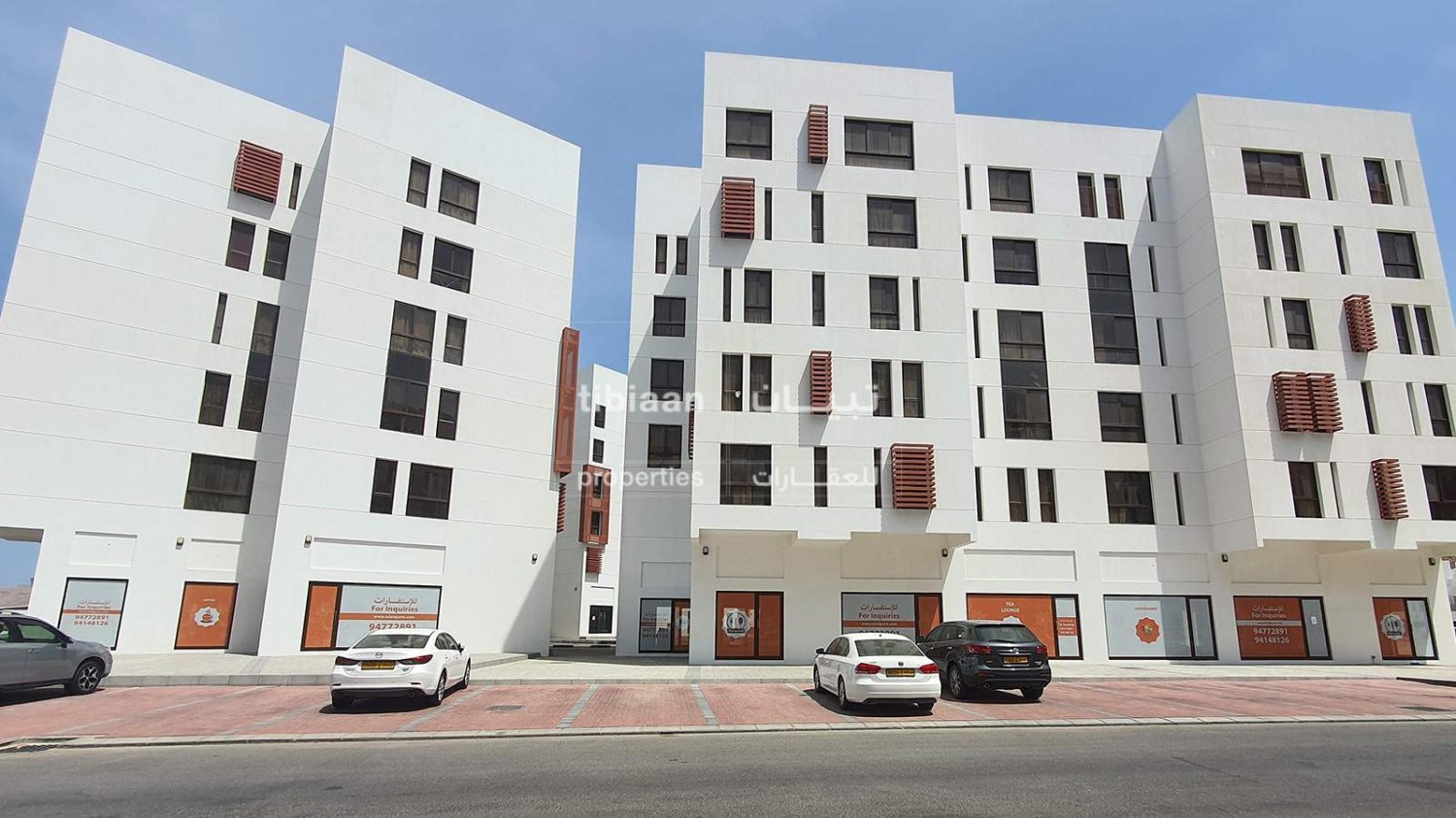 3 bedrooms Apartment in Muscat, Oman No. 806