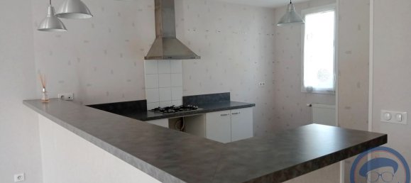 Дом с 4 спальнями в Ла Виль-о-Дам, Франция № 81957 4