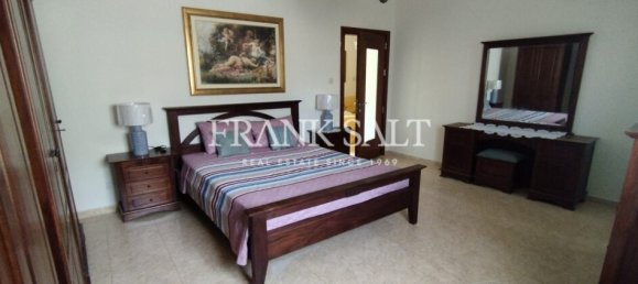 4 bedrooms House in Luqa, Malta No. 11690 7