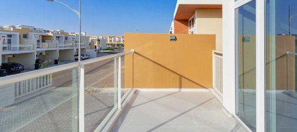 3 Schlafzimmer Villa in DAMAC Hills (Akoya by DAMAC), UAE, Nr. 111944 12