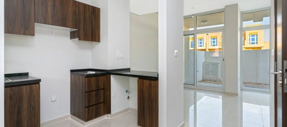 3 Schlafzimmer Villa in DAMAC Hills (Akoya by DAMAC), UAE, Nr. 111944 2