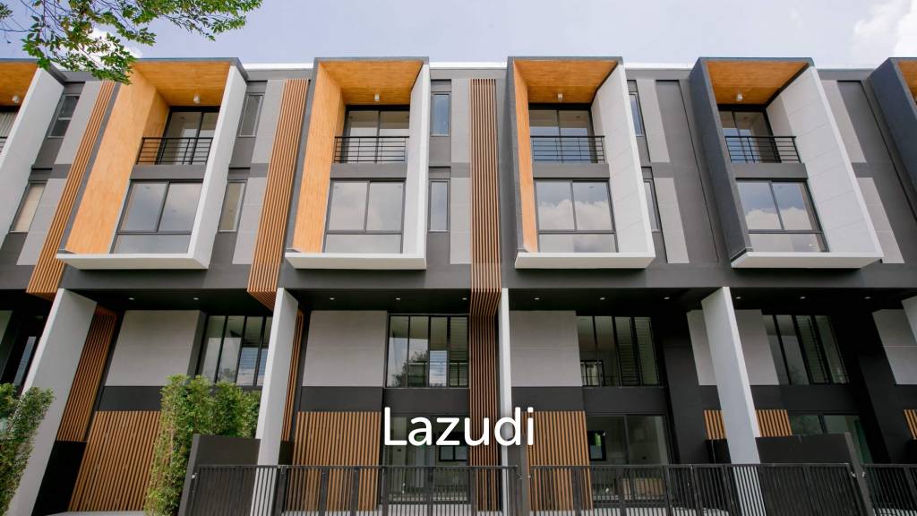 4 bedrooms Bungalow in Suan Luang, Thailand No. 13098