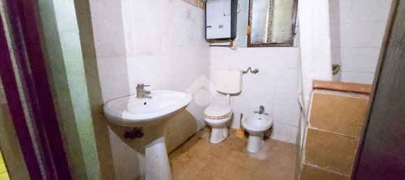 Дом с 4 комнатами в Колорно, Италия № 285681 12