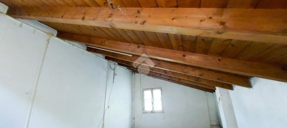 Дом с 4 комнатами в Колорно, Италия № 285681 14