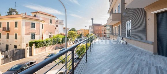 2 Schlafzimmer Wohnung in Rome, Italy, Nr. 335890 35