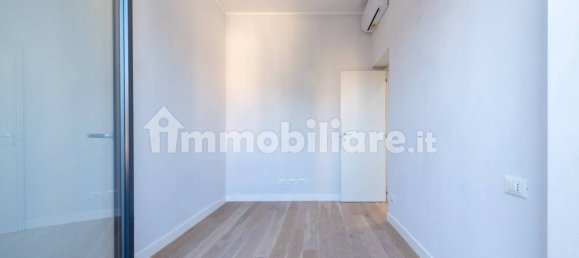 2 Schlafzimmer Wohnung in Rome, Italy, Nr. 335890 24