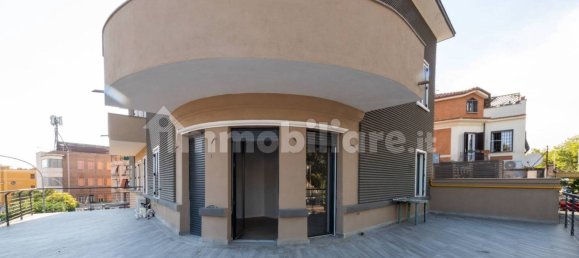 2 Schlafzimmer Wohnung in Rome, Italy, Nr. 335890 34